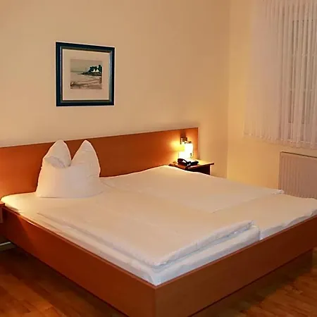 Ratsstuben 3*